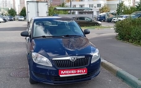 Skoda Fabia II, 2013 год, 410 000 рублей, 1 фотография