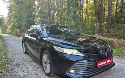 Toyota Camry, 2018 год, 2 450 000 рублей, 1 фотография