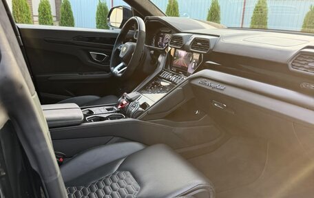 Lamborghini Urus I, 2021 год, 18 300 000 рублей, 14 фотография
