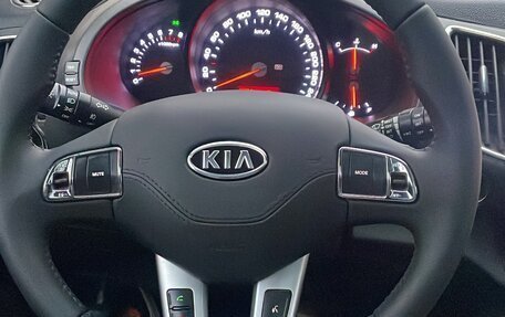 KIA Sportage III, 2010 год, 1 100 000 рублей, 2 фотография
