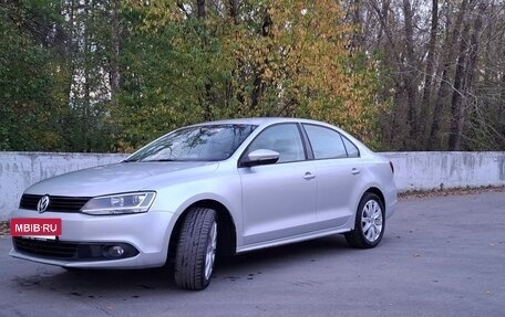 Volkswagen Jetta VI, 2011 год, 780 000 рублей, 31 фотография