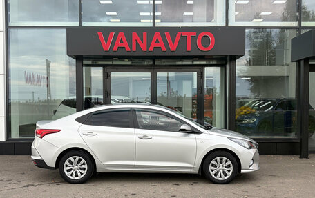 Hyundai Solaris II рестайлинг, 2021 год, 1 620 000 рублей, 6 фотография
