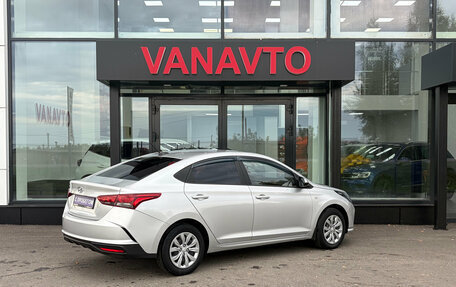 Hyundai Solaris II рестайлинг, 2021 год, 1 620 000 рублей, 5 фотография
