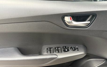 Hyundai Solaris II рестайлинг, 2021 год, 1 620 000 рублей, 15 фотография