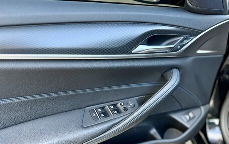 BMW 5 серия, 2021 год, 4 450 000 рублей, 14 фотография
