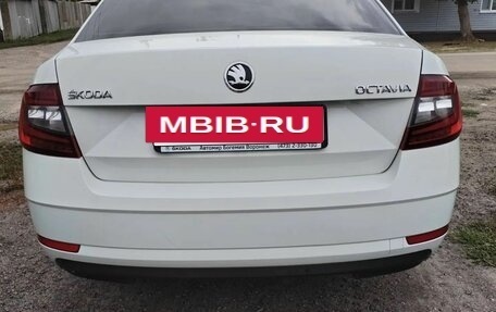 Skoda Octavia, 2017 год, 1 550 000 рублей, 2 фотография