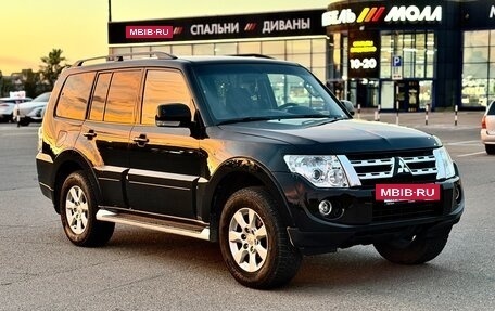Mitsubishi Pajero IV, 2012 год, 2 099 000 рублей, 3 фотография