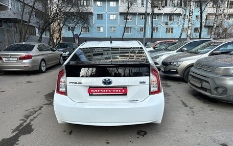 Toyota Prius, 2012 год, 525 000 рублей, 9 фотография