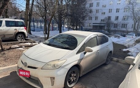 Toyota Prius, 2012 год, 525 000 рублей, 17 фотография