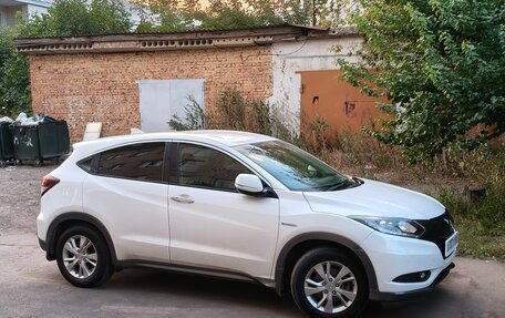 Honda Vezel, 2017 год, 2 000 000 рублей, 3 фотография