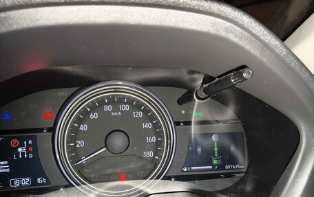 Honda Vezel, 2017 год, 2 000 000 рублей, 6 фотография