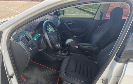 Volkswagen Polo VI (EU Market), 2012 год, 850 000 рублей, 7 фотография