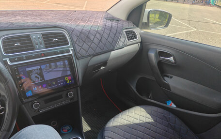 Volkswagen Polo VI (EU Market), 2012 год, 850 000 рублей, 11 фотография