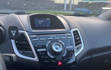Ford Fiesta, 2015 год, 750 000 рублей, 8 фотография