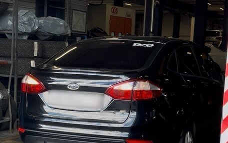 Ford Fiesta, 2015 год, 750 000 рублей, 10 фотография