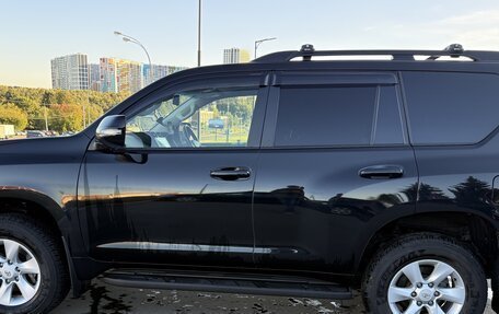Toyota Land Cruiser Prado 150 рестайлинг 2, 2019 год, 4 350 000 рублей, 5 фотография