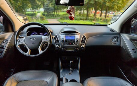 Hyundai ix35 I рестайлинг, 2010 год, 1 390 000 рублей, 12 фотография