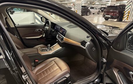BMW 3 серия, 2019 год, 4 090 000 рублей, 13 фотография