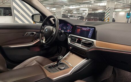 BMW 3 серия, 2019 год, 4 090 000 рублей, 12 фотография