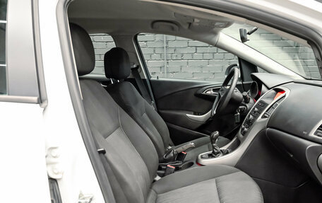 Opel Astra J, 2012 год, 670 000 рублей, 11 фотография