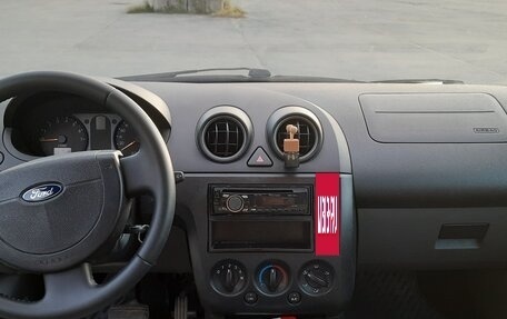 Ford Fiesta, 2003 год, 235 000 рублей, 11 фотография