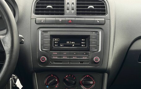 Volkswagen Polo VI (EU Market), 2017 год, 949 000 рублей, 23 фотография