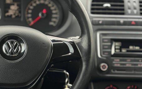 Volkswagen Polo VI (EU Market), 2017 год, 949 000 рублей, 27 фотография