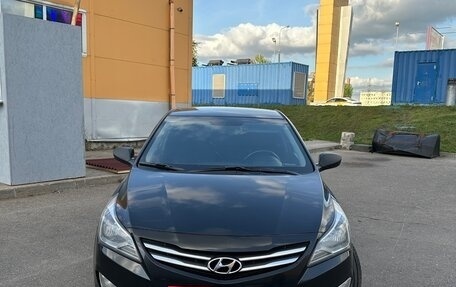 Hyundai Solaris II рестайлинг, 2014 год, 1 040 000 рублей, 7 фотография