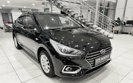 Hyundai Solaris II рестайлинг, 2017 год, 1 350 000 рублей, 3 фотография