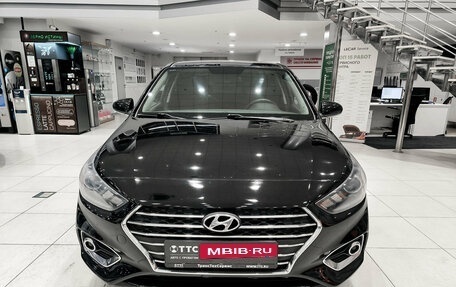 Hyundai Solaris II рестайлинг, 2017 год, 1 350 000 рублей, 2 фотография