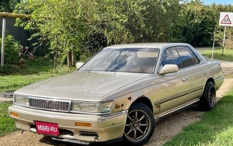 Nissan Laurel VIII, 1989 год, 390 000 рублей, 1 фотография