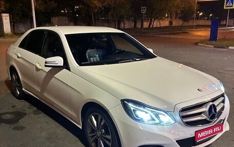 Mercedes-Benz E-Класс, 2015 год, 2 200 000 рублей, 1 фотография