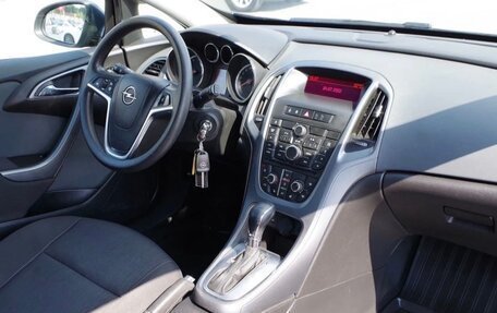 Opel Astra J, 2014 год, 920 000 рублей, 17 фотография