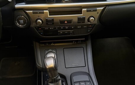 Lexus ES VII, 2017 год, 2 600 000 рублей, 5 фотография