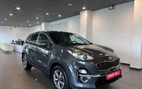 KIA Sportage IV рестайлинг, 2019 год, 2 199 000 рублей, 1 фотография