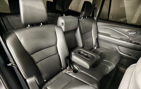 Honda Pilot III рестайлинг, 2020 год, 3 245 000 рублей, 16 фотография