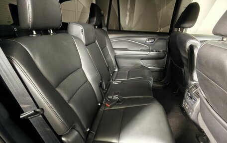 Honda Pilot III рестайлинг, 2020 год, 3 245 000 рублей, 15 фотография