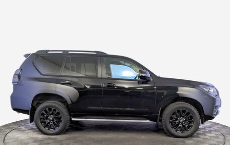 Toyota Land Cruiser Prado 150 рестайлинг 2, 2020 год, 5 990 000 рублей, 4 фотография