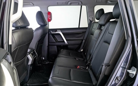 Toyota Land Cruiser Prado 150 рестайлинг 2, 2020 год, 5 990 000 рублей, 18 фотография