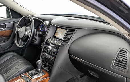 Infiniti QX70, 2016 год, 3 520 000 рублей, 13 фотография