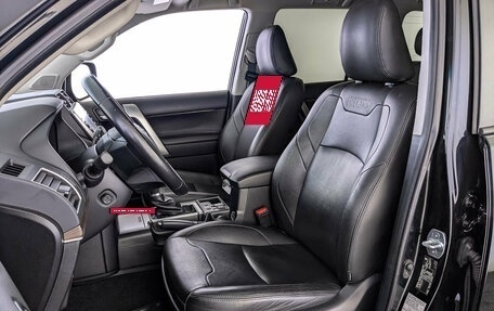 Toyota Land Cruiser Prado 150 рестайлинг 2, 2020 год, 5 990 000 рублей, 23 фотография