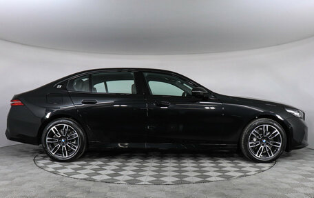 BMW 5 серия, 2026 год, 10 950 000 рублей, 4 фотография