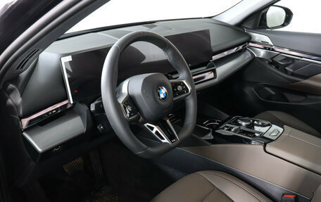 BMW 5 серия, 2026 год, 10 950 000 рублей, 11 фотография