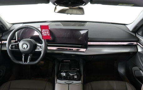 BMW 5 серия, 2026 год, 10 950 000 рублей, 12 фотография