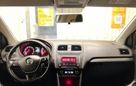 Volkswagen Polo VI (EU Market), 2017 год, 625 000 рублей, 8 фотография