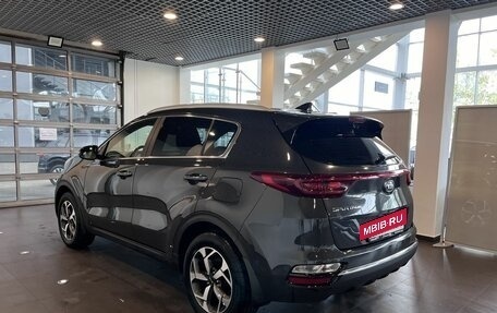 KIA Sportage IV рестайлинг, 2019 год, 2 199 000 рублей, 5 фотография