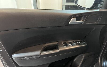 KIA Sportage IV рестайлинг, 2019 год, 2 199 000 рублей, 22 фотография