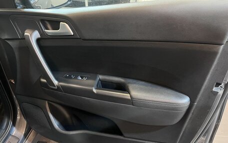 KIA Sportage IV рестайлинг, 2019 год, 2 199 000 рублей, 28 фотография