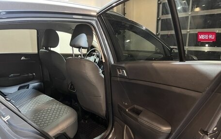 KIA Sportage IV рестайлинг, 2019 год, 2 199 000 рублей, 17 фотография