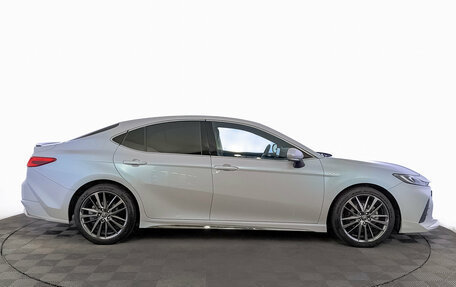 Toyota Camry, 2024 год, 3 550 000 рублей, 4 фотография